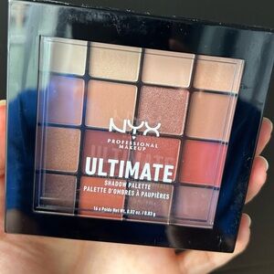 NYX Ultimate Shadow Palette